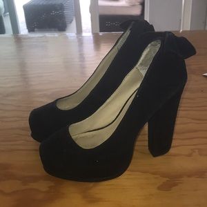 Black Suede Steve Madden High Heels with back bow.